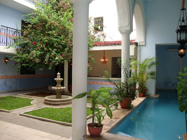 Imagen de los exteriores del Hotel ARAGON HOTEL. Foto 7