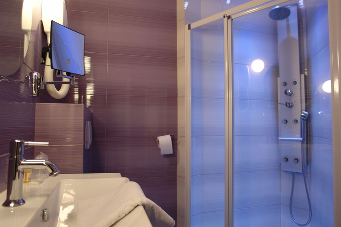 Imagen de la habitación del Hotel ARCANTIS HOTEL SPLENDID. Foto 5