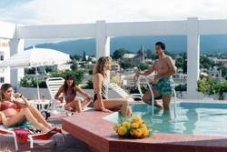 Imagen general del Hotel ARENALES HOTEL. Foto 6