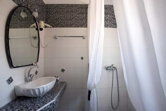 Imagen de la habitación del Hotel ARGO, Agii Apostoli. Foto 6