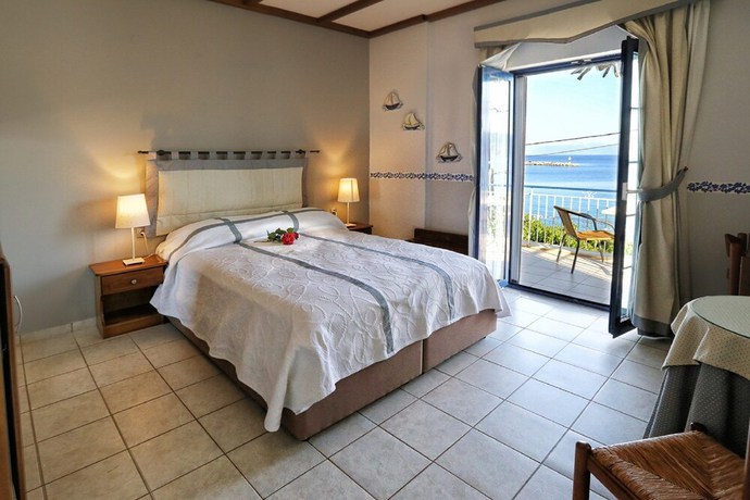 Imagen de la habitación del Hotel ARGO, Agii Apostoli. Foto 10