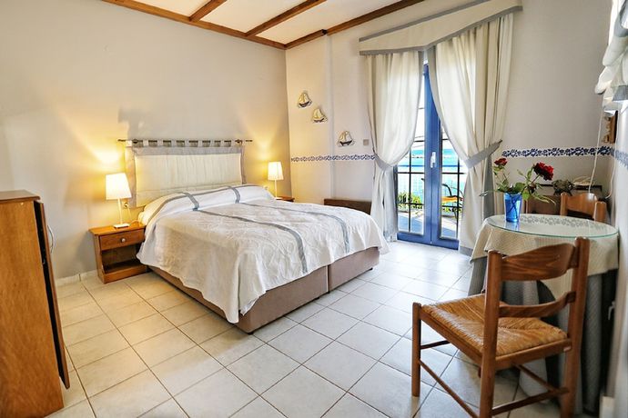 Imagen de la habitación del Hotel ARGO, Agii Apostoli. Foto 12