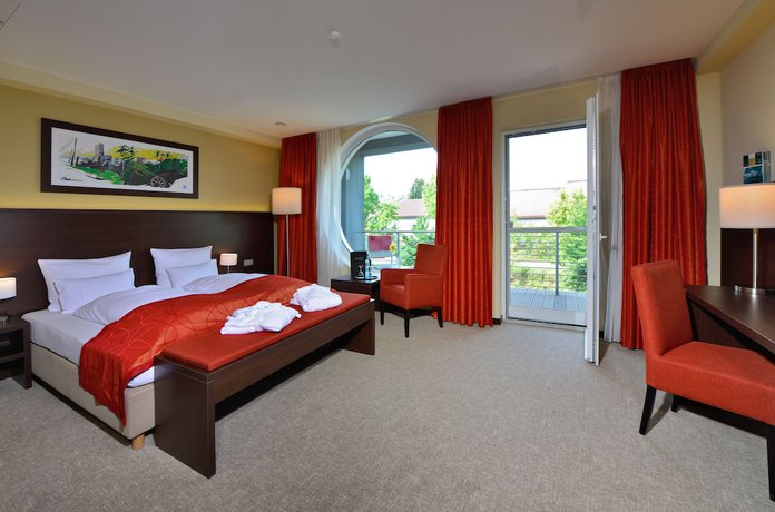 Imagen de la habitación del Hotel ARIBO Erbendorf. Foto 17