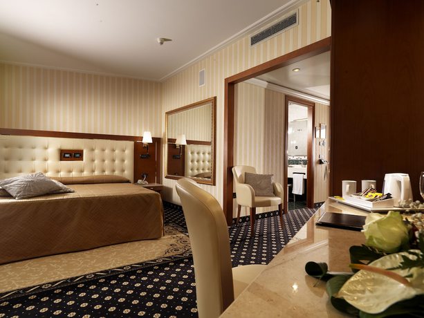 Imagen de la habitación del Hotel ARISTON, Campodarsego. Foto 16