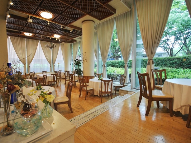 Imagen del bar/restaurante del Hotel ARK HOTEL SENDAI. Foto 2