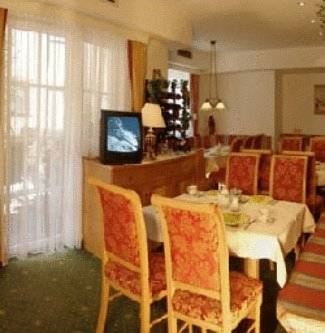 Imagen general del Hotel ARLENBURG HOTEL. Foto 3