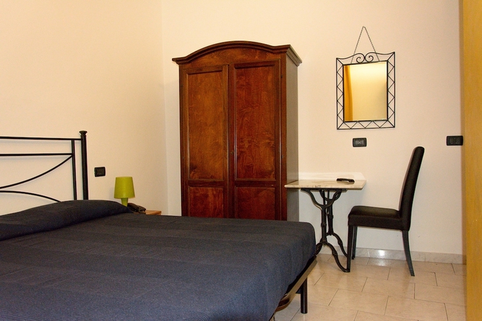 Imagen de la habitación del Hotel ARMONIA, Génova. Foto 10