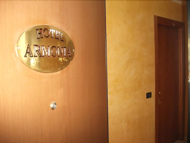 Imagen de los interiores del Hotel ARMONIA, Génova. Foto 19