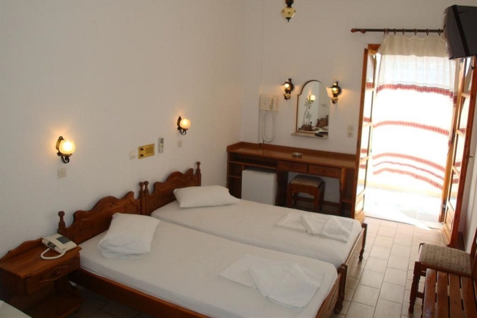 Imagen general del Hotel ARMONIA, Kamari. Foto 2