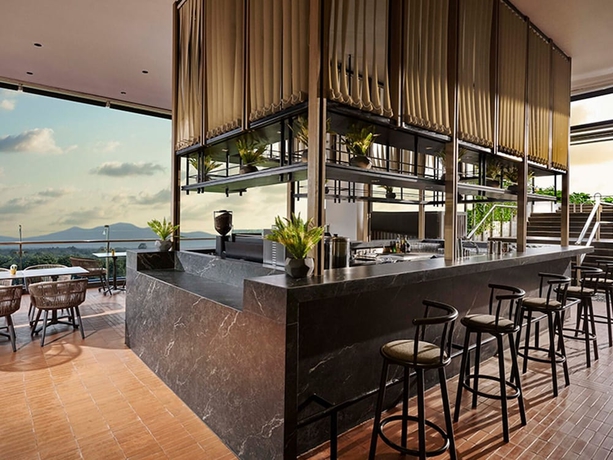 Imagen del bar/restaurante del Hotel ARTOTEL Living World Grand Wisata Bekasi. Foto 3