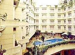 Imagen de los exteriores del Hotel ARUNA, Chennai. Foto 4