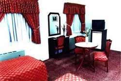 Imagen de la habitación del Hotel ARYO BARZAN. Foto 4