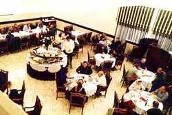 Imagen del bar/restaurante del Hotel ARYO BARZAN. Foto 2