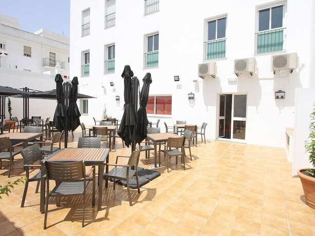 Imagen general del Hotel AReH Apartamentos. Foto 8