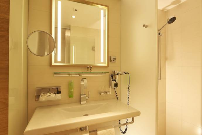 Imagen de la habitación del Hotel ASAM, Straubing. Foto 6