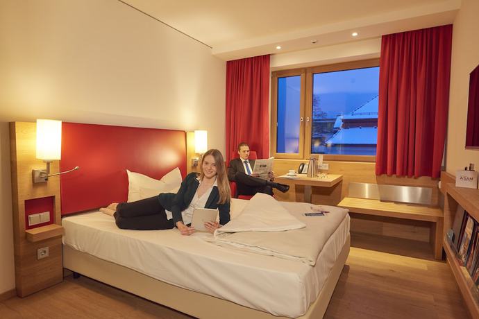 Imagen de la habitación del Hotel ASAM, Straubing. Foto 7