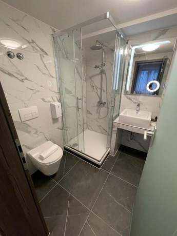 Imagen de la habitación del Hotel ASD. Foto 5