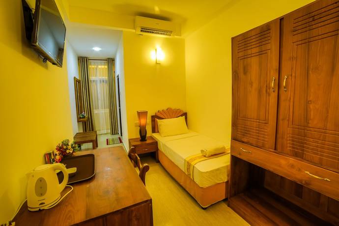 Imagen de la habitación del Hotel ASR. Foto 9