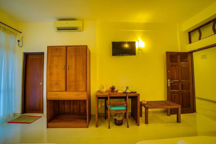 Imagen de la habitación del Hotel ASR. Foto 10