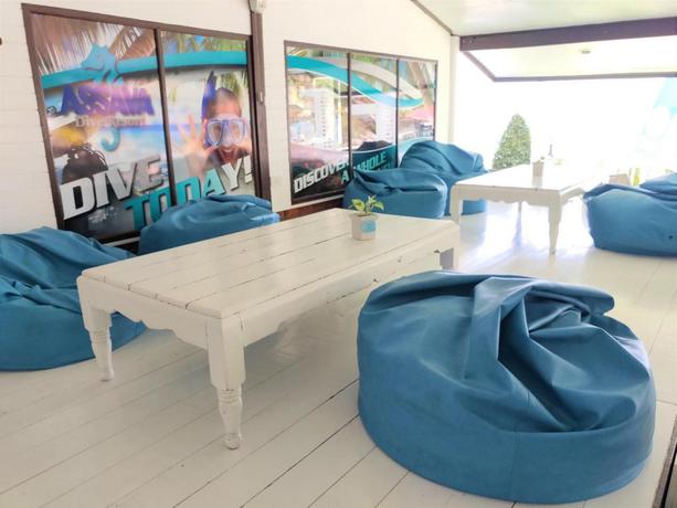 Imagen del bar/restaurante del Hotel ASSAVA DIVE RESORT. Foto 7