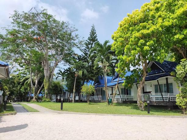 Imagen de la habitación del Hotel ASSAVA DIVE RESORT. Foto 20