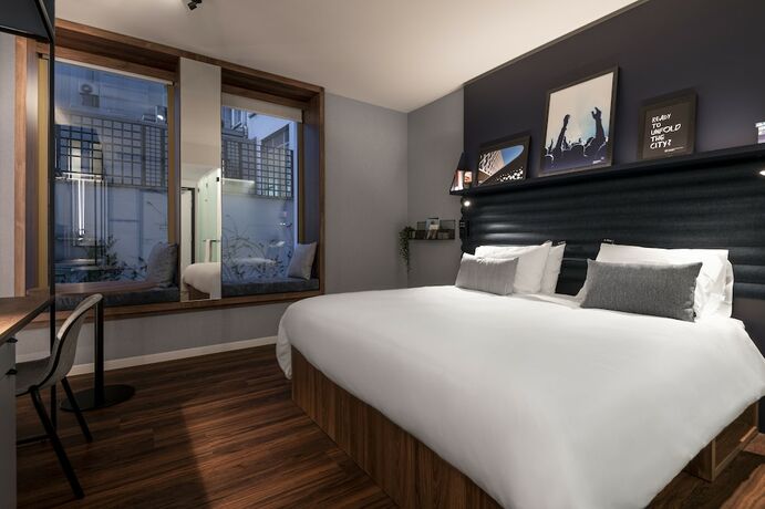 Imagen de la habitación del Hotel A-STAY Antwerpen. Foto 15