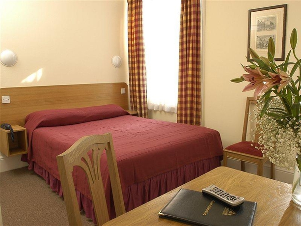 Imagen general del Hotel ASTONS APARTMENTS. Foto 2