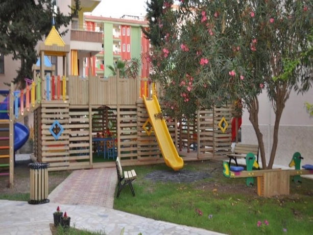 Imagen general del Hotel ASTOR BEACH. Foto 3