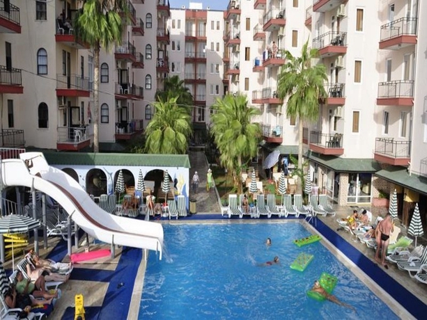 Imagen general del Hotel ASTOR BEACH. Foto 6