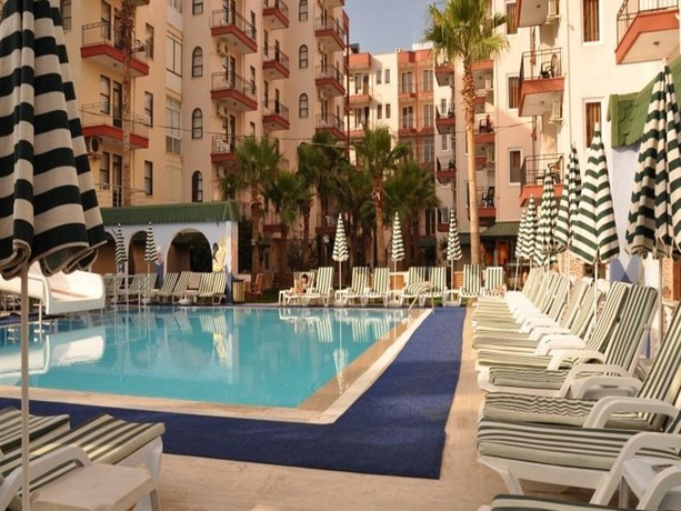 Imagen general del Hotel ASTOR BEACH. Foto 7