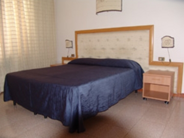 Imagen general del Hotel ASTOR TARANTO. Foto 2