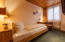 Imagen de la habitación del Hotel ASTORIA, ZDE. Foto 6