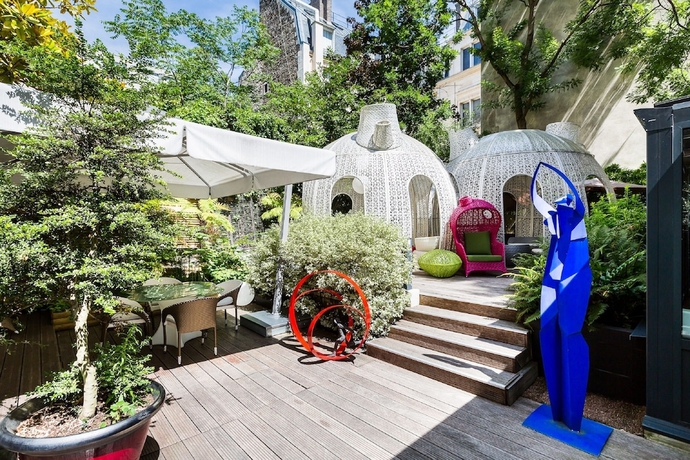 Imagen de la habitación del Hotel ATALA HOTEL CHAMPS ELYSEES. Foto 10