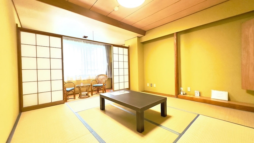 Imagen de la habitación del Hotel ATAMI SPRING TERRACE HOTEL. Foto 6
