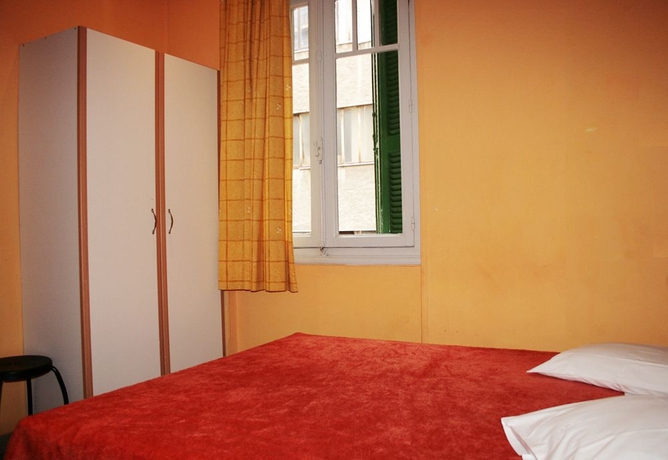 Imagen de la habitación del Hotel ATHINAIKON. Foto 1