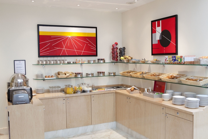 Imagen del bar/restaurante del Hotel ATLANTIC, &Oacute;pera. Foto 2