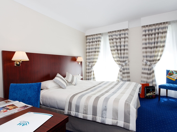 Imagen de la habitación del Hotel ATLANTIC, París. Foto 5