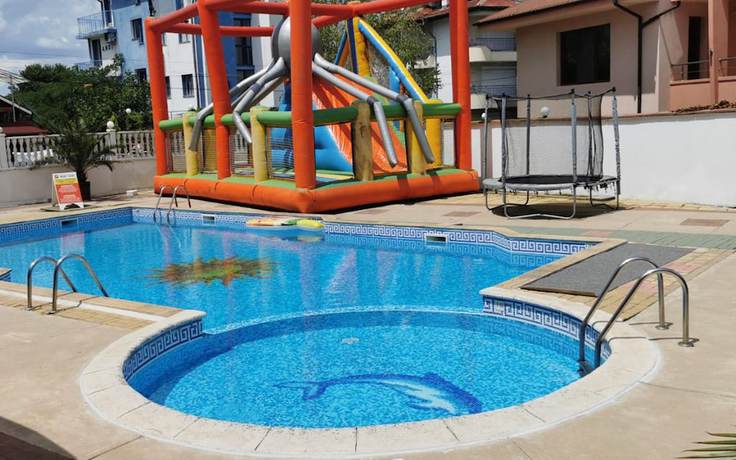 Imagen de la piscina del Hotel ATM Modeva Chernomorets. Foto 16