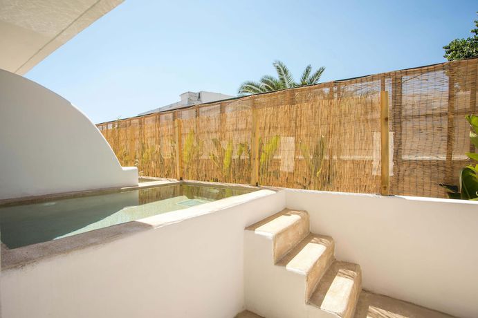 Imagen de la habitación del Hotel ATMA BEACH ROOMS and SUITES. Foto 15