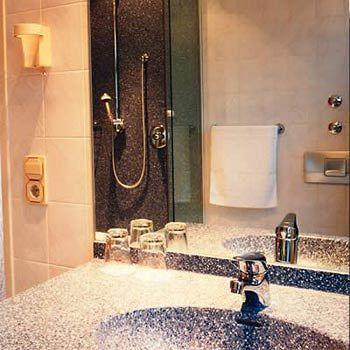 Imagen de la habitación del Hotel AUGSBURGERHOF. Foto 4