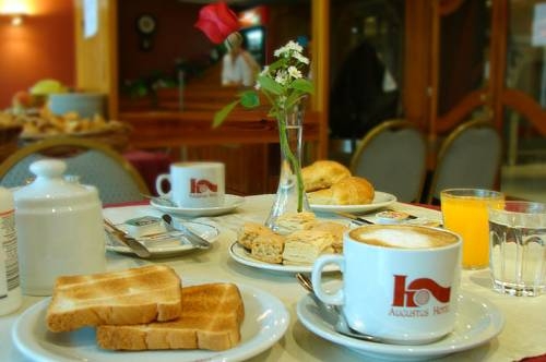 Imagen general del Hotel AUGUSTUS HOTEL. Foto 5