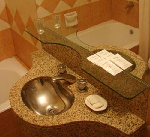 Imagen general del Hotel AUGUSTUS HOTEL. Foto 11