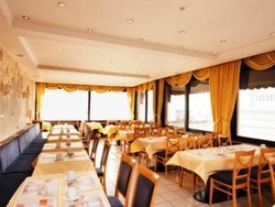 Imagen general del Hotel AUM&Uuml;LLER TRAUBE. Foto 7