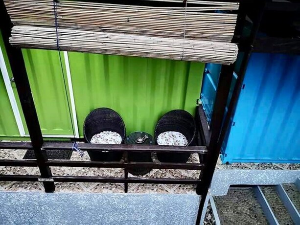 Imagen de los exteriores del Hotel AURA Marina Sands Beach Resort. Foto 23