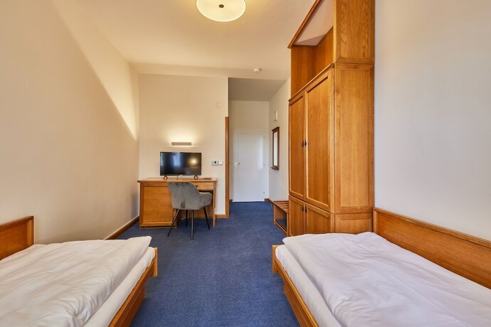 Imagen general del Hotel AURI. Foto 3