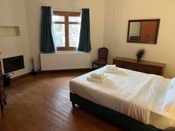 Imagen de la habitación del Hotel AURORA-INN. Foto 7