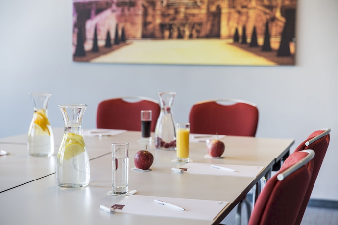 Imagen de los interiores del Hotel AUSTRIA TREND BOSEI. Foto 13