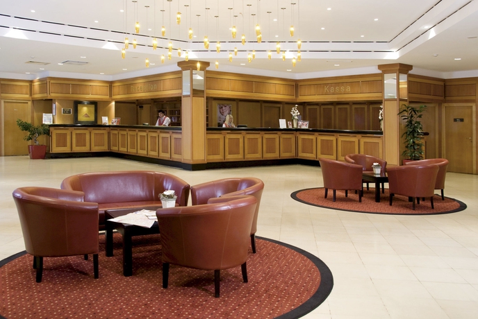 Imagen de los interiores del Hotel AUSTRIA TREND BOSEI. Foto 15