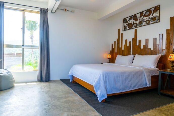 Imagen de la habitación del Hotel AV Suites. Foto 14