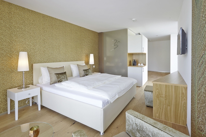 Imagen de la habitación del Hotel AVA. Foto 5